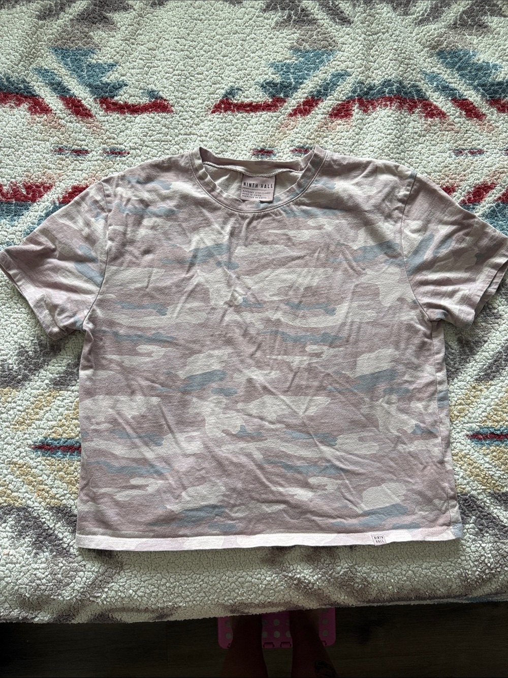 Neutral Camo Short Sleeve Tee - Pale Pink/Gray